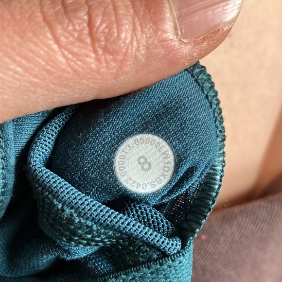 Lululemon Ribbed Top - Picture 6 of 6